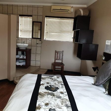 Tsessebe Guesthouse Bloemfontein Eksteriør bilde