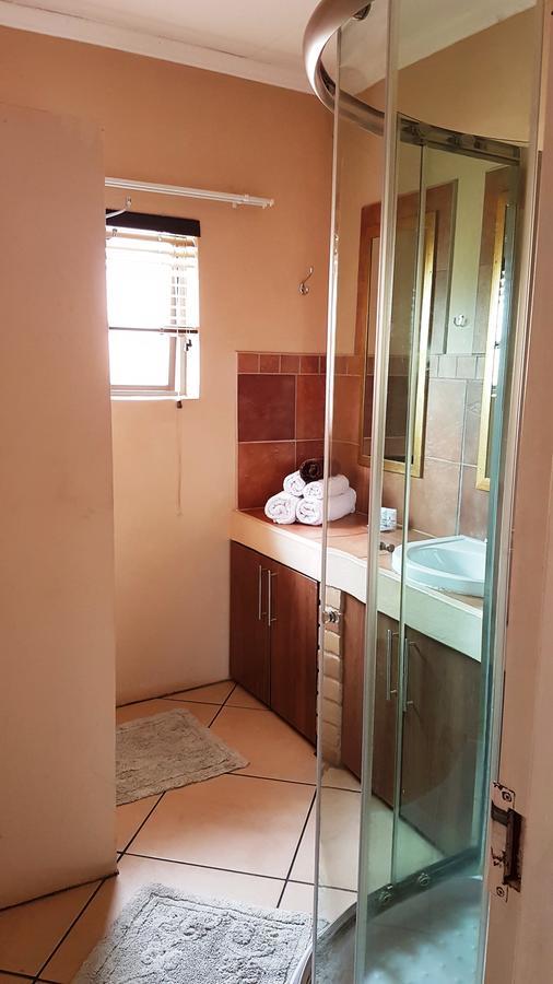 Tsessebe Guesthouse Bloemfontein Eksteriør bilde