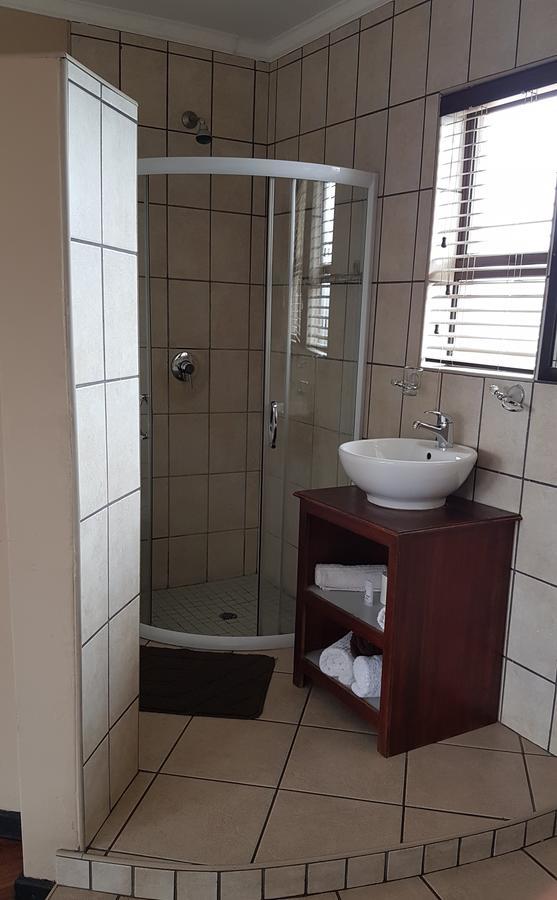Tsessebe Guesthouse Bloemfontein Eksteriør bilde
