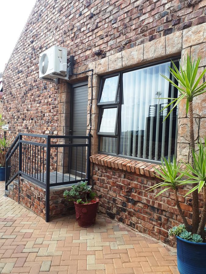 Tsessebe Guesthouse Bloemfontein Eksteriør bilde